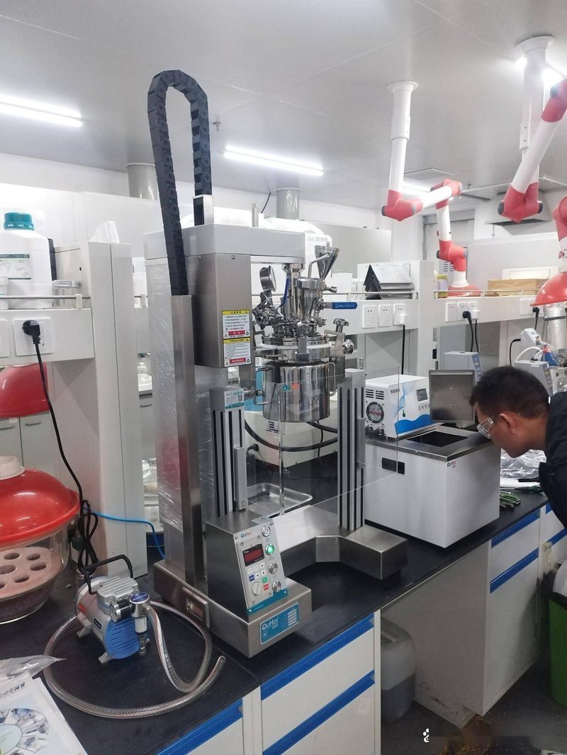 机械配件市场风云再起：机遇与挑战并存